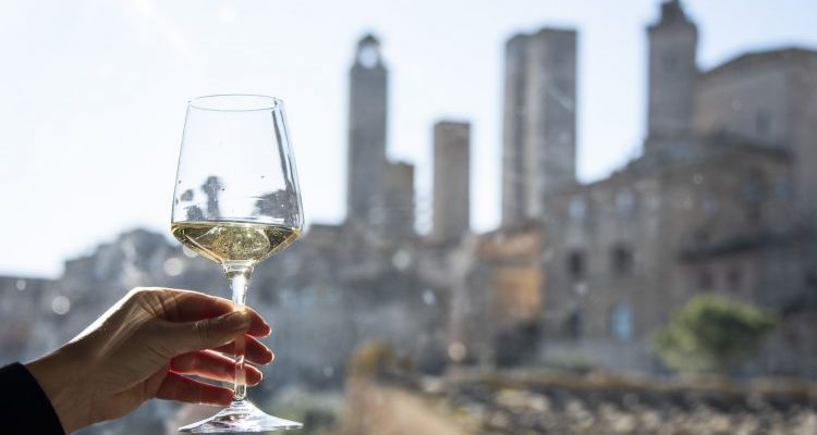 Anteprime Toscane 2019: la Vernaccia di San Gimignano 2018 e le Riserva