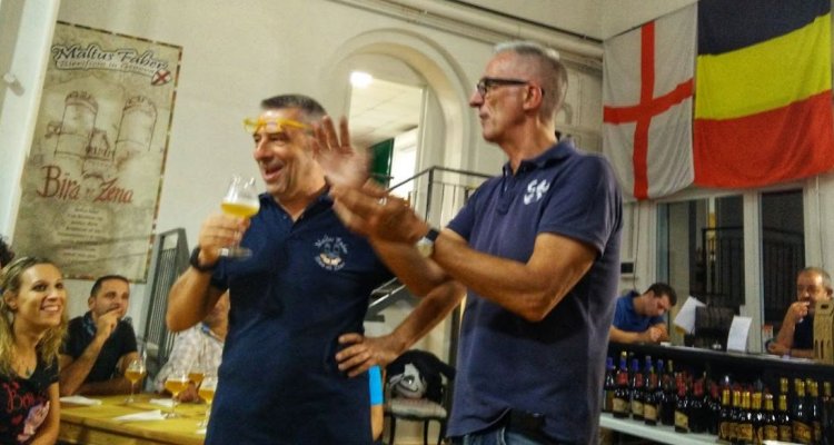 Verticale in 10 anni di una birra: la Extra Brune di Maltus Faber