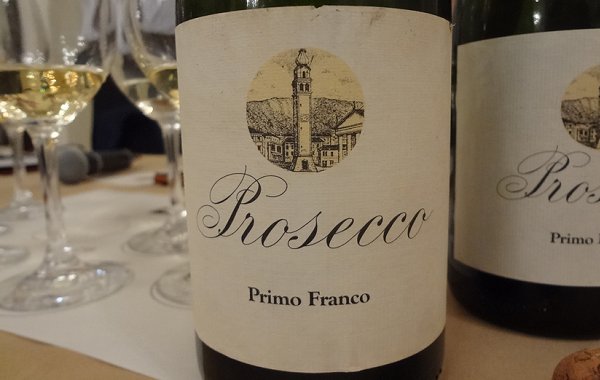 Primo Franco ha trent’anni. Assaggiamo sette annate del suo Prosecco per scoprire se regge il tempo