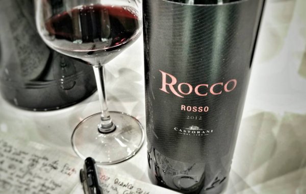 Assaggiare Rocco Rosso: fatto. Sì, Rocco Siffredi, nel senso del vino