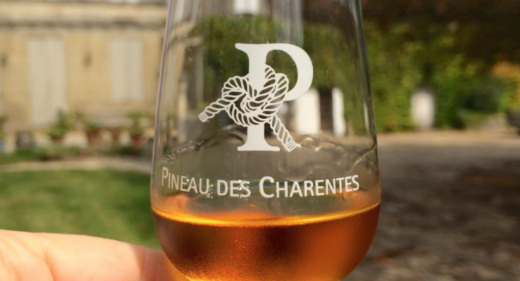 Chiamami Pineau des Charentes, sarò il tuo Porto