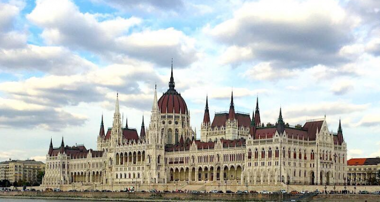 Budapest, piccola guida per innamorarsi della città