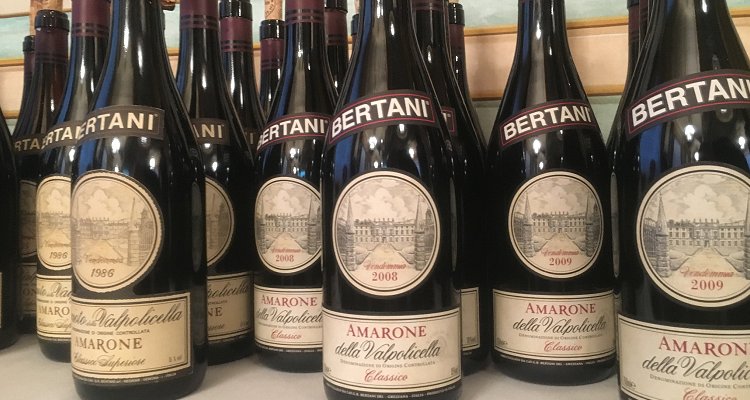 L’Amarone ha cinquant’anni. Verticale storica 1958-2008 da Bertani