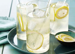 lemon wine spritz